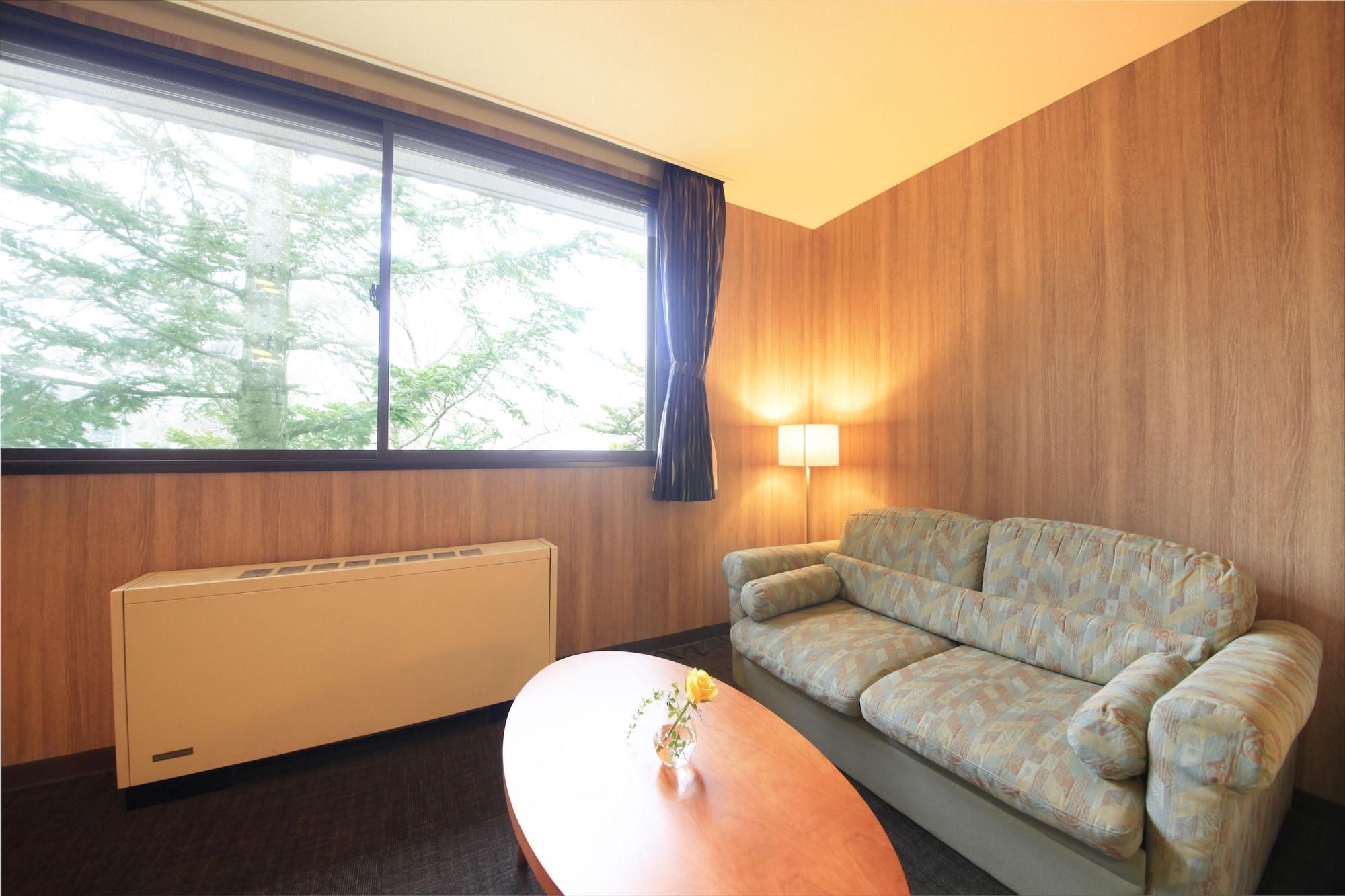 Yutorelo Karuizawa Hotel Bagian luar foto