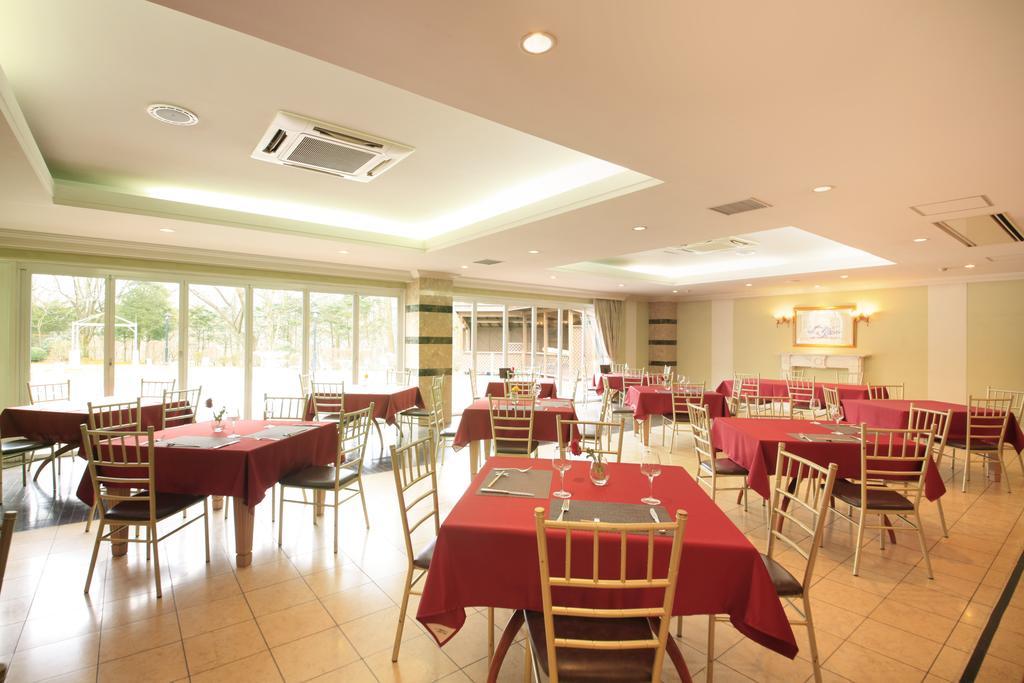 Yutorelo Karuizawa Hotel Bagian luar foto